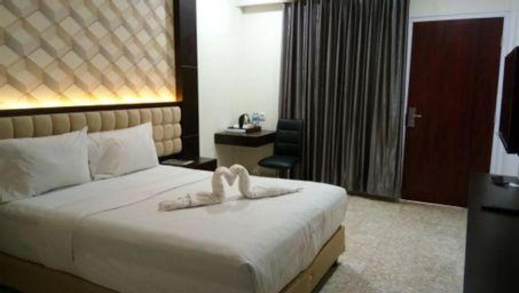 Sindoro Hotel Cilacap By Conary Buitenkant foto
