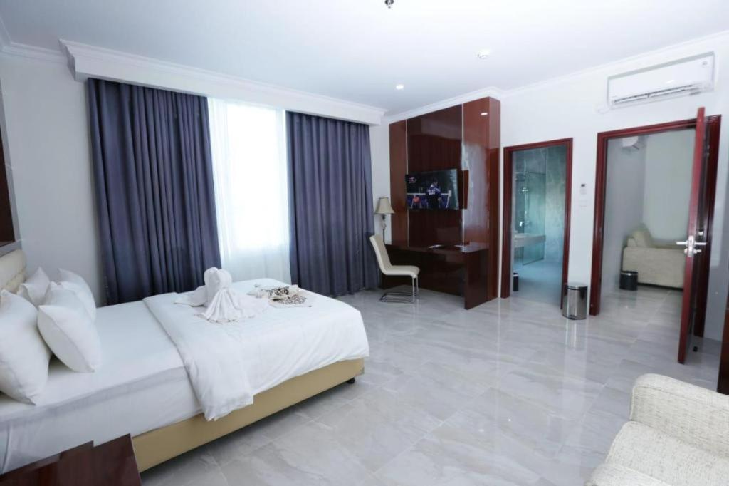 Sindoro Hotel Cilacap By Conary Buitenkant foto